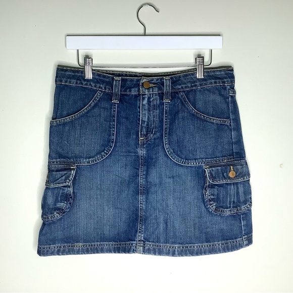 Old Navy Dresses & Skirts - Old Navy Blue Denim Mini Skirt
